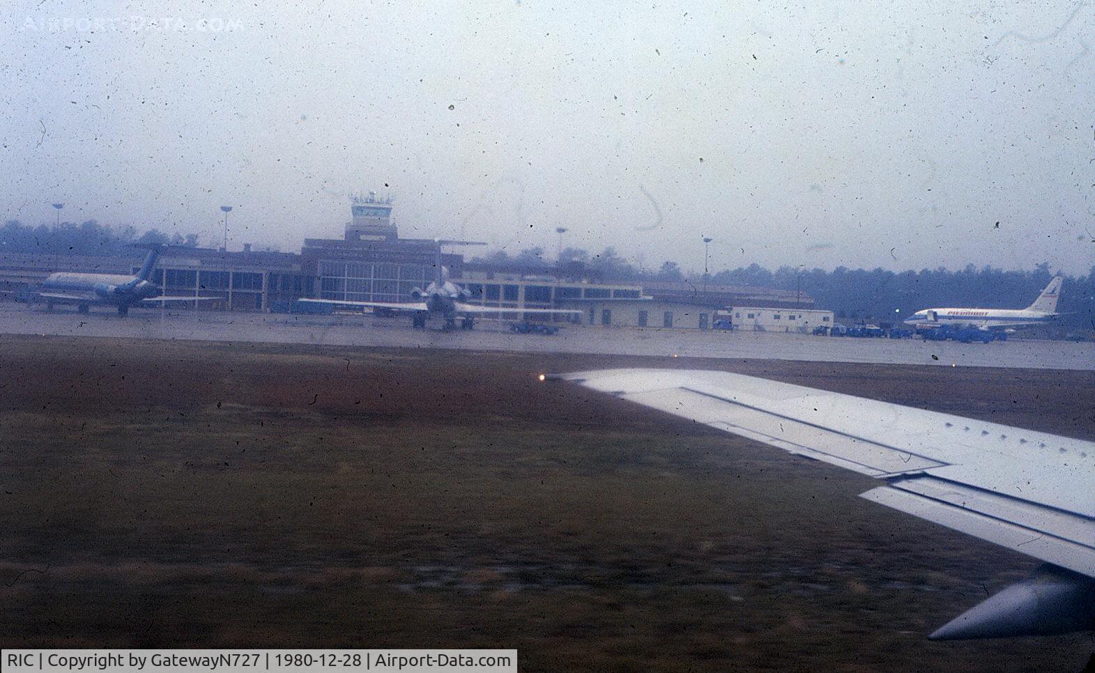 Richmond International Airport (RIC) - Taken from N9002U.