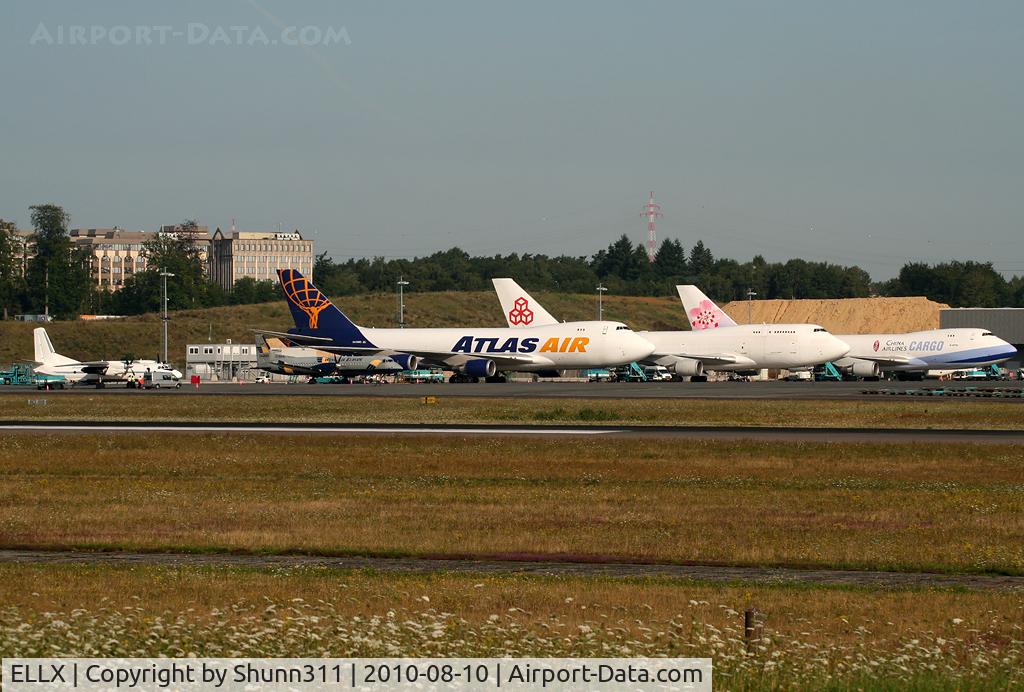 Luxembourg International Airport, Luxembourg Luxembourg (ELLX) - Cargo ramp...