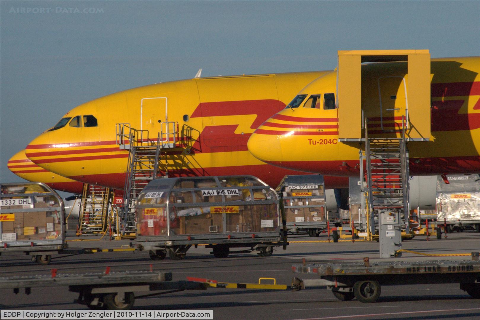 Leipzig/Halle Airport, Leipzig/Halle Germany (EDDP) - Sundays still life on a DHL-hub.....