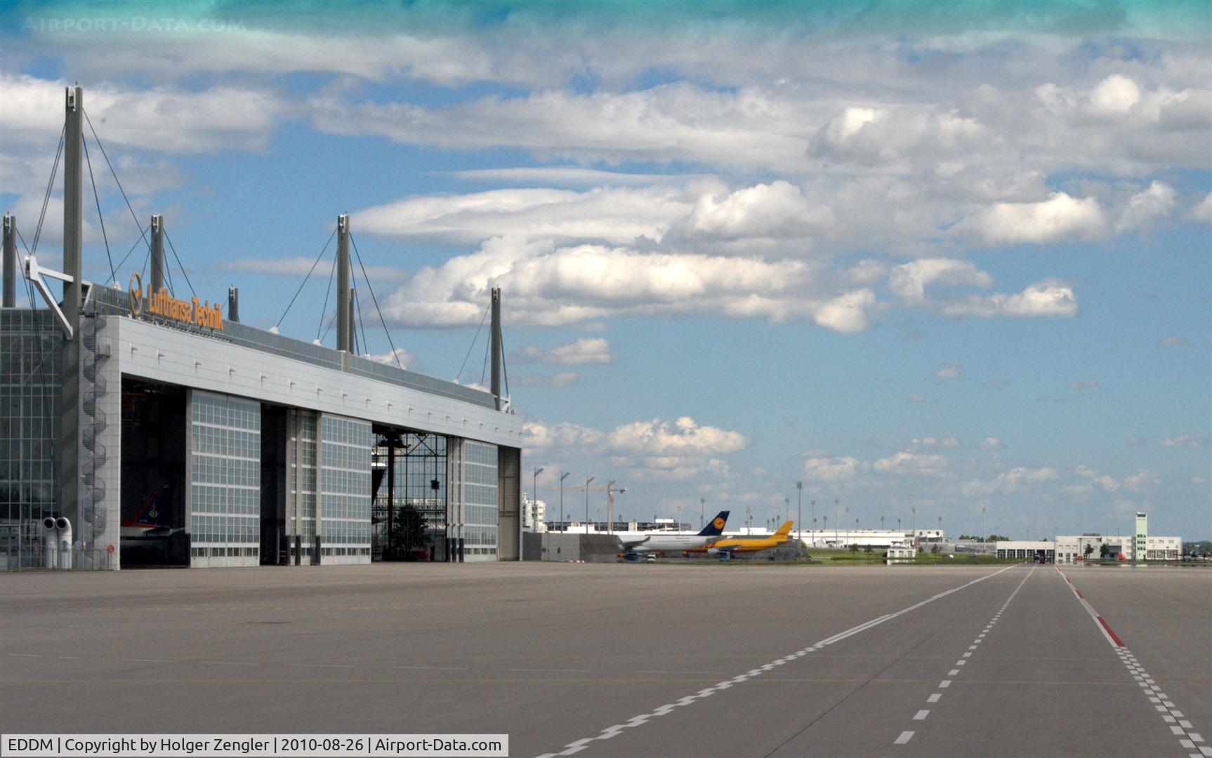 Munich International Airport (Franz Josef Strauß International Airport), Munich Germany (EDDM) - View to hangar of Lufthansa Technik.