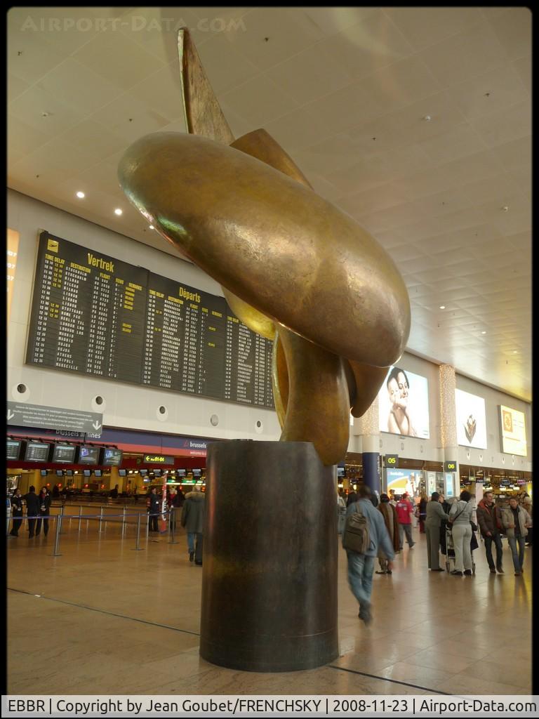 Brussels Airport, Brussels / Zaventem   Belgium (EBBR) - .