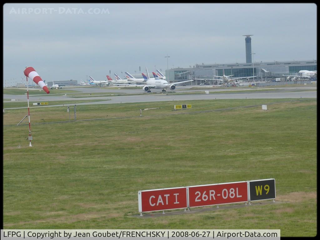 Paris Charles de Gaulle Airport (Roissy Airport), Paris France (LFPG) - runway 26