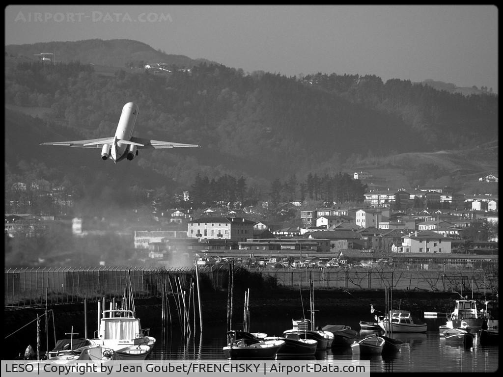 San Sebastián Airport, San Sebastián Spain (LESO) - MD8 AVIACO