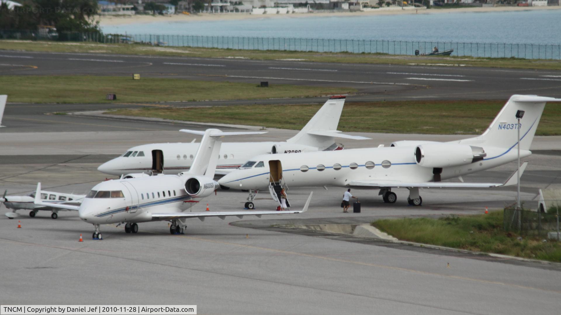 Princess Juliana International Airport, Philipsburg, Sint Maarten Netherlands Antilles (TNCM) -   