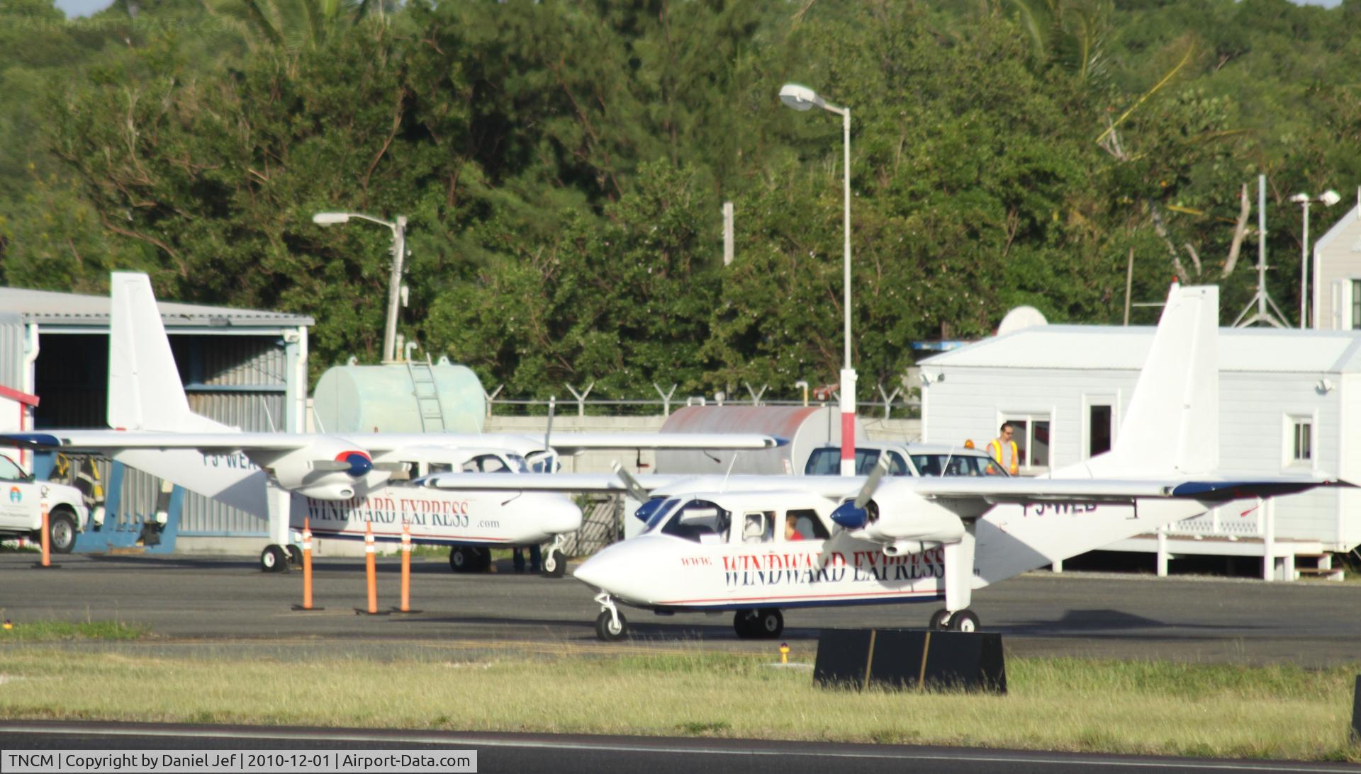 Princess Juliana International Airport, Philipsburg, Sint Maarten Netherlands Antilles (TNCM) -   