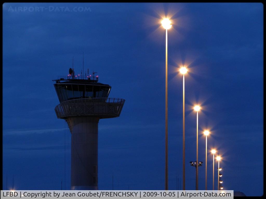 Bordeaux Airport, Merignac Airport France (LFBD) - .