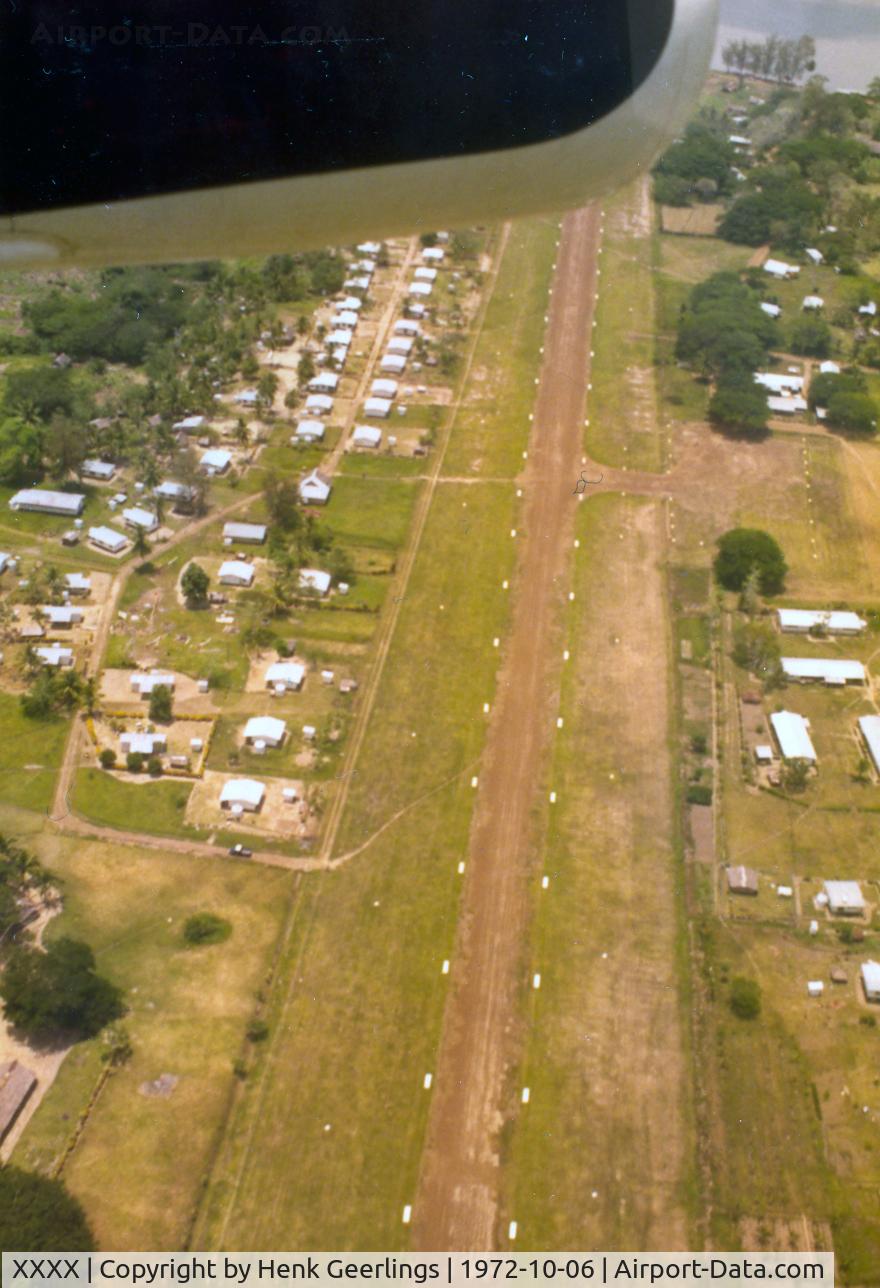 XXXX Airport - Angoram Airstrip , Papua New Guinea, Oct 1972

Photo scanned from original