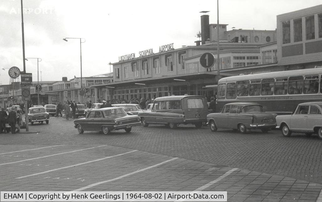 Amsterdam Schiphol Airport, Haarlemmermeer, near Amsterdam Netherlands (EHAM) - Schiphol , 02 Aug 1964

Scan from photo