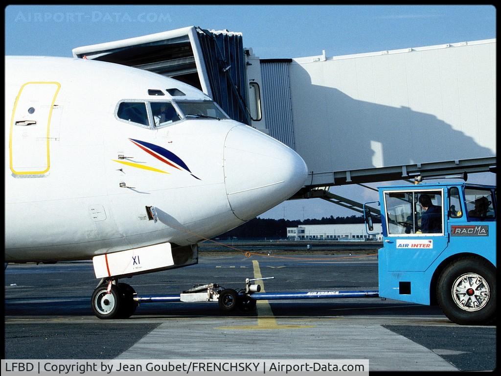 Bordeaux Airport, Merignac Airport France (LFBD) - ALPHA 10 en 90'
