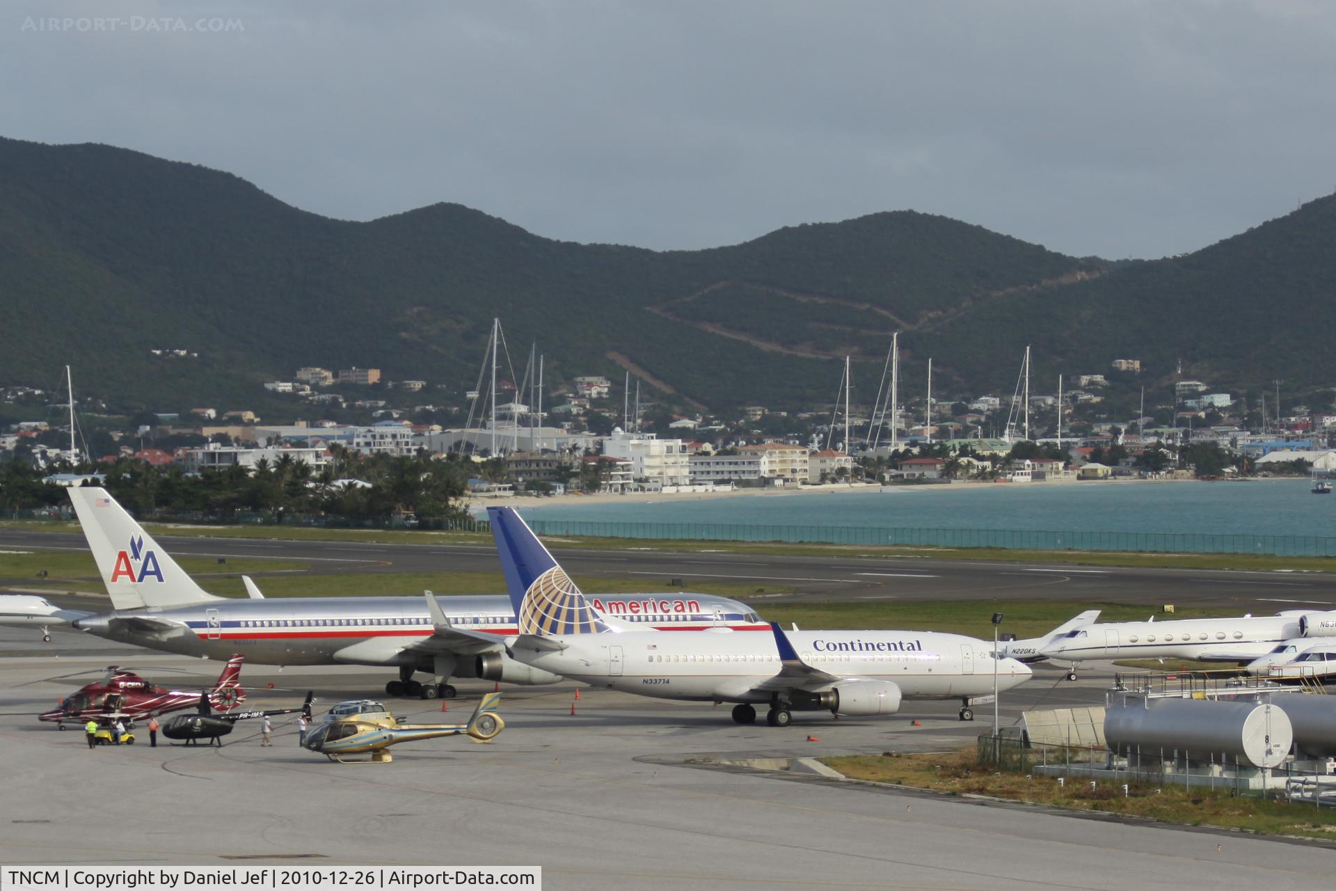 Princess Juliana International Airport, Philipsburg, Sint Maarten Netherlands Antilles (TNCM) -  the new heli pad at TNCM