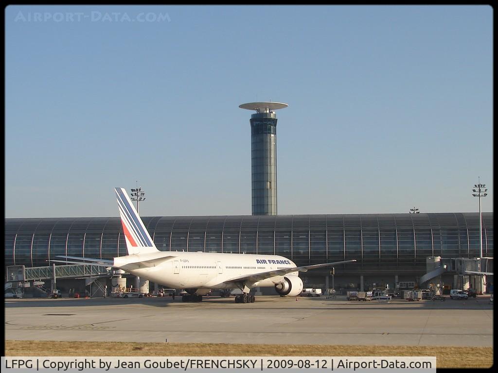 Paris Charles de Gaulle Airport (Roissy Airport), Paris France (LFPG) - T2
