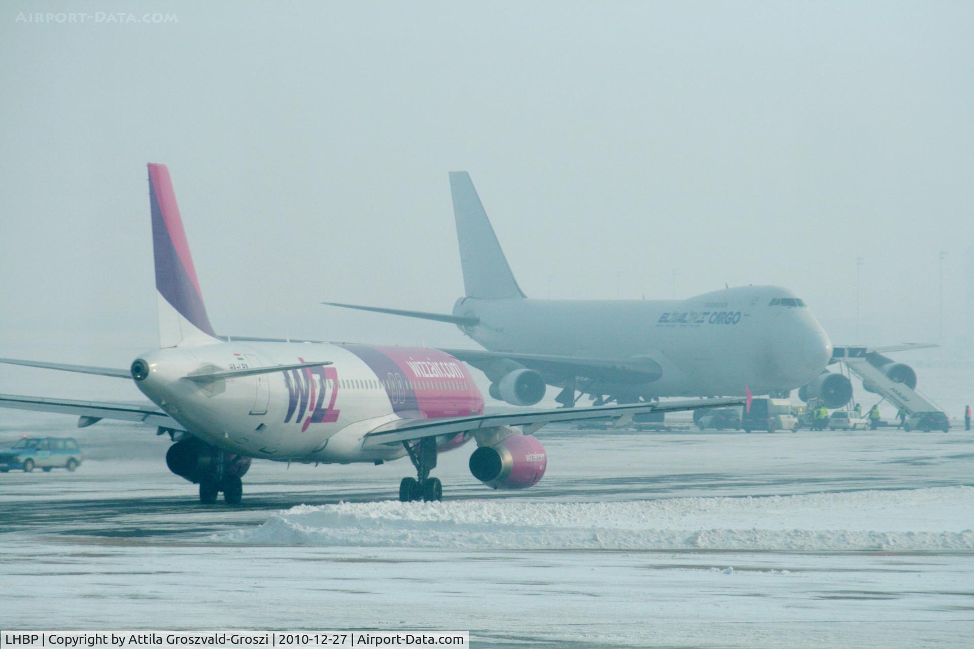 Budapest Ferihegy International Airport, Budapest Hungary (LHBP) - December end traffic on Ferihegy