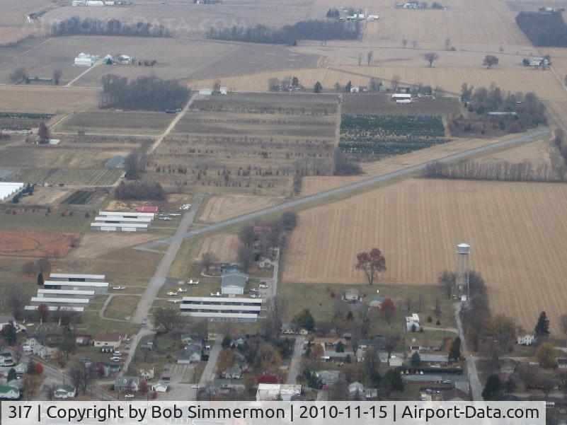 Phillipsburg Airport (3I7) - Looking north