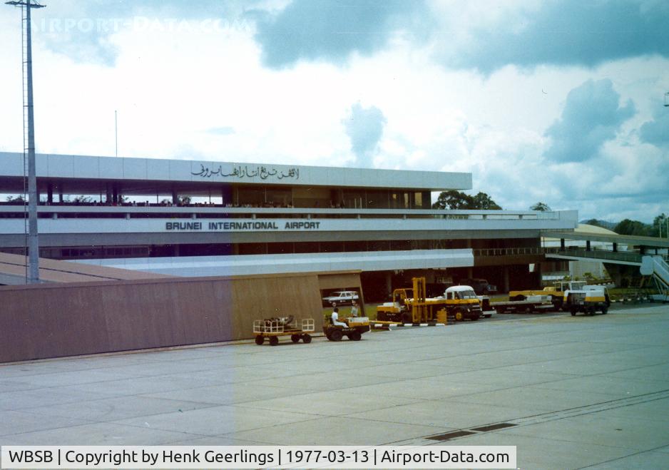 Brunei International Airport, Bandar Seri Begawan Malaysia (WBSB) - Air side BWN , 1977