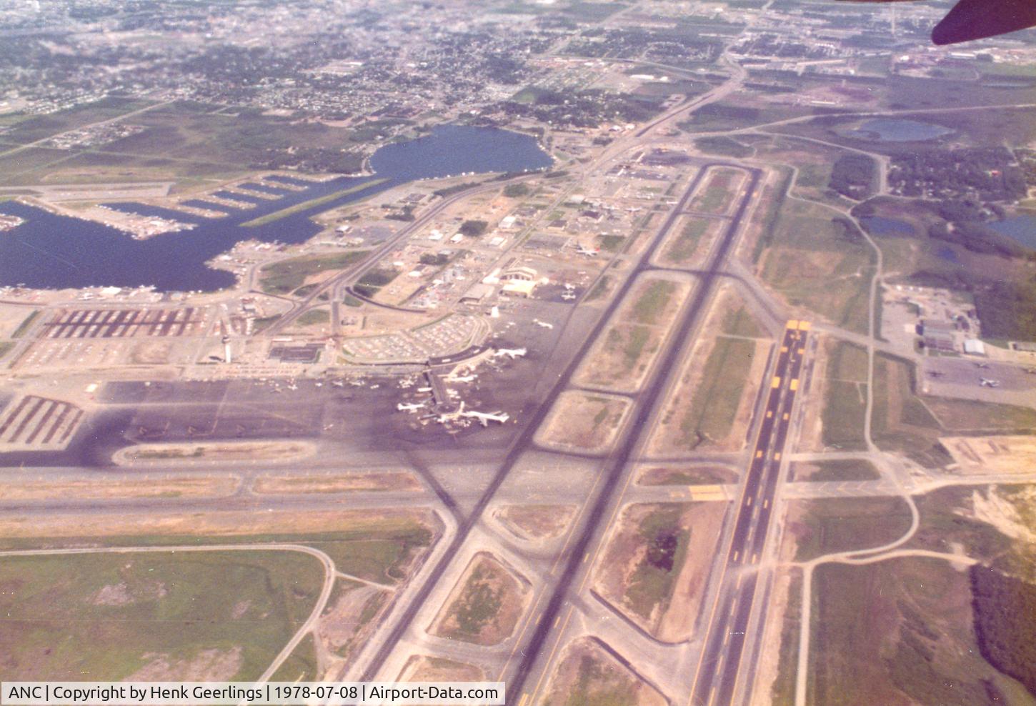 Ted Stevens Anchorage International Airport (ANC) - Landing at ANC