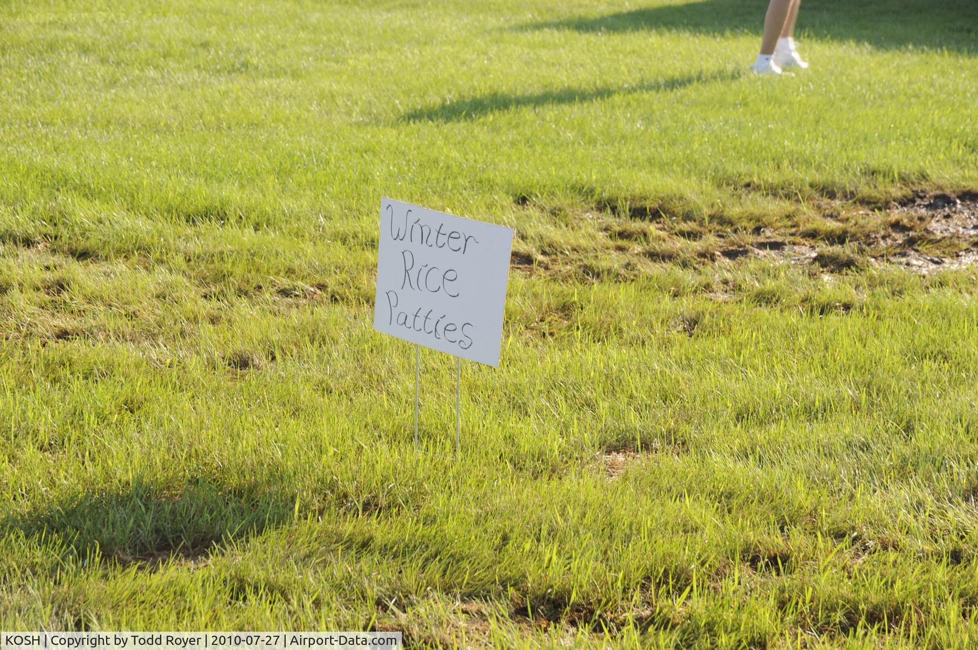 Wittman Regional Airport (OSH) - Soggy ground at Airventure 2010