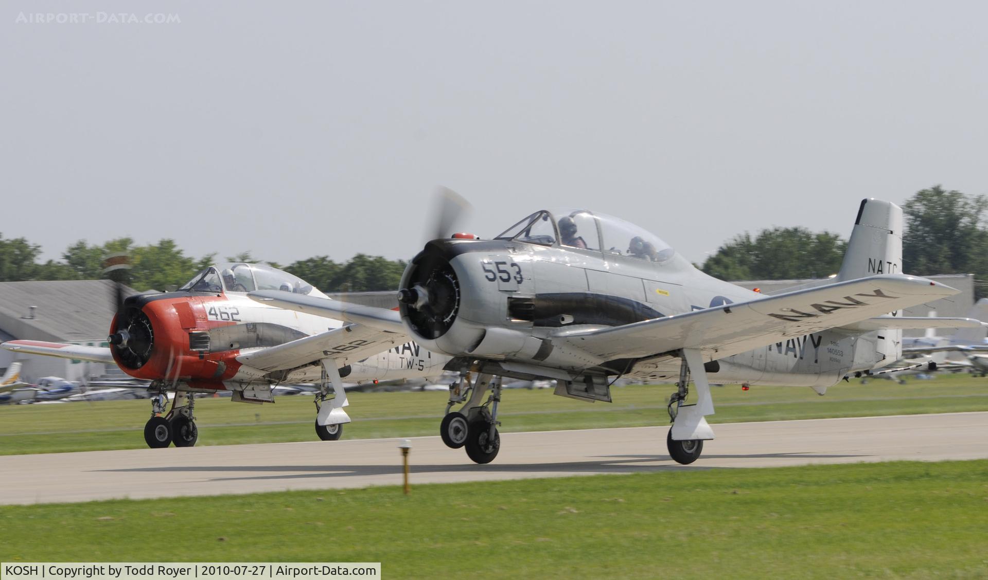 Wittman Regional Airport (OSH) - Formation departure
