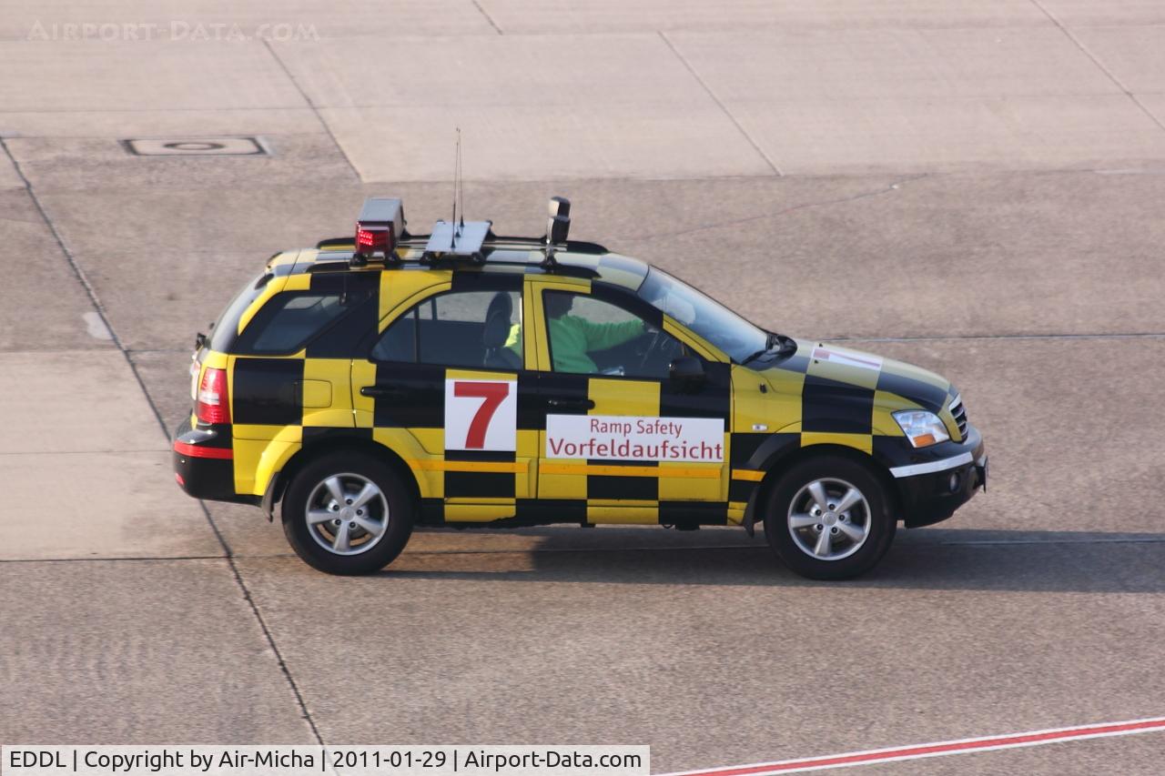 Düsseldorf International Airport, Düsseldorf Germany (EDDL) - Ramp Safety No. 7