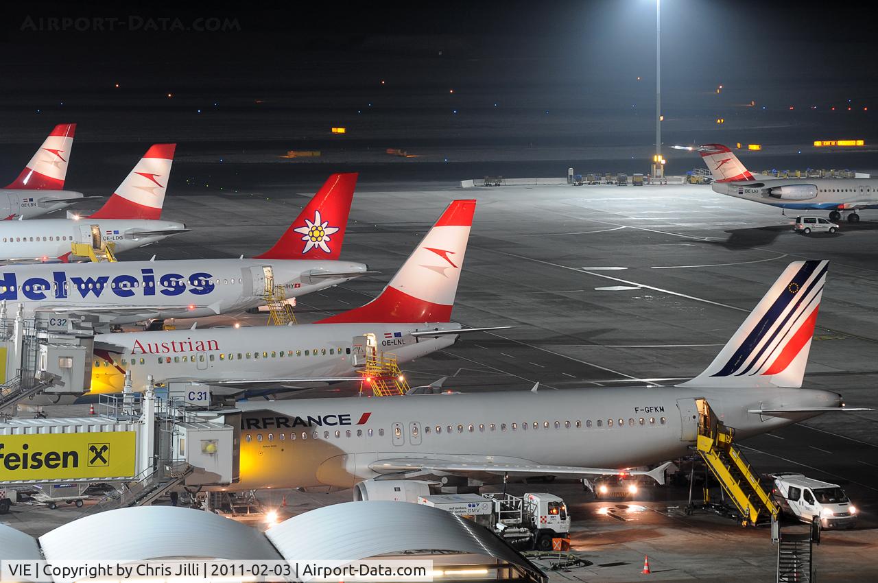 Vienna International Airport, Vienna Austria (VIE) - Apron