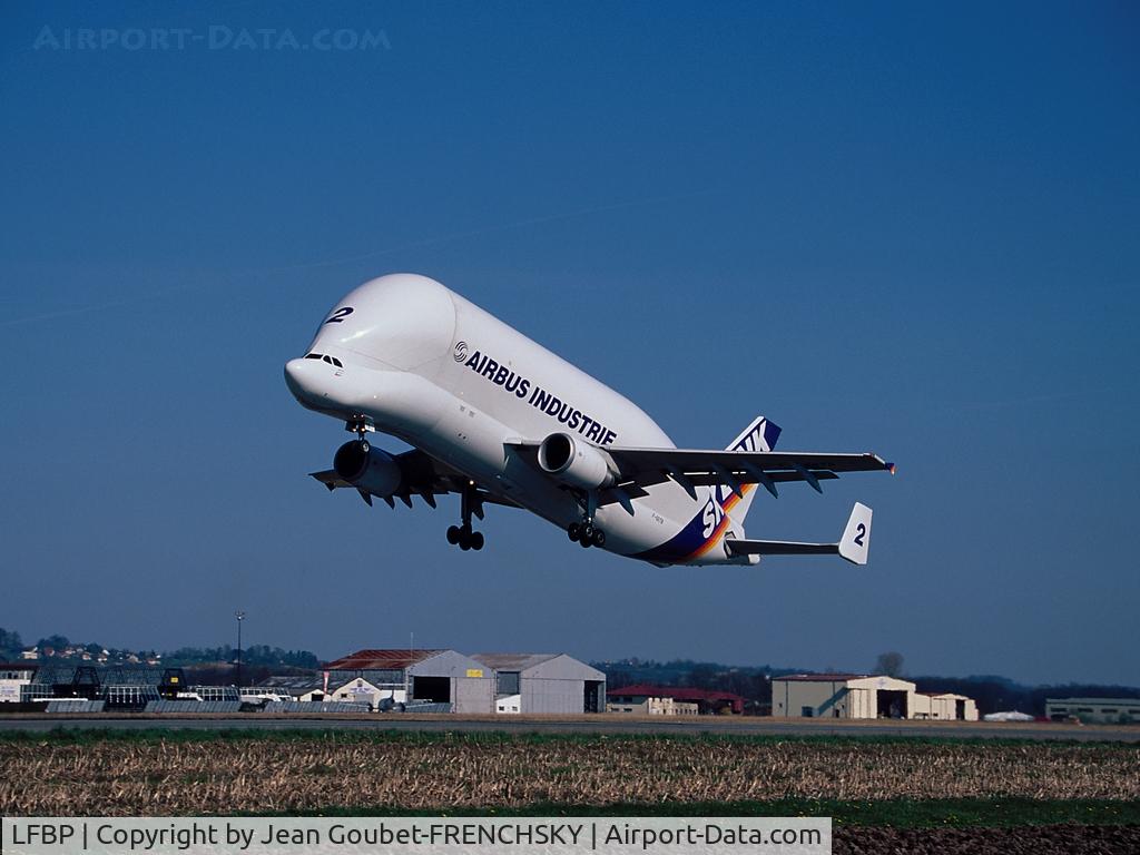 Pau Airport, Pyrenees Airport France (LFBP) - Belouga en touch and go en 1999
