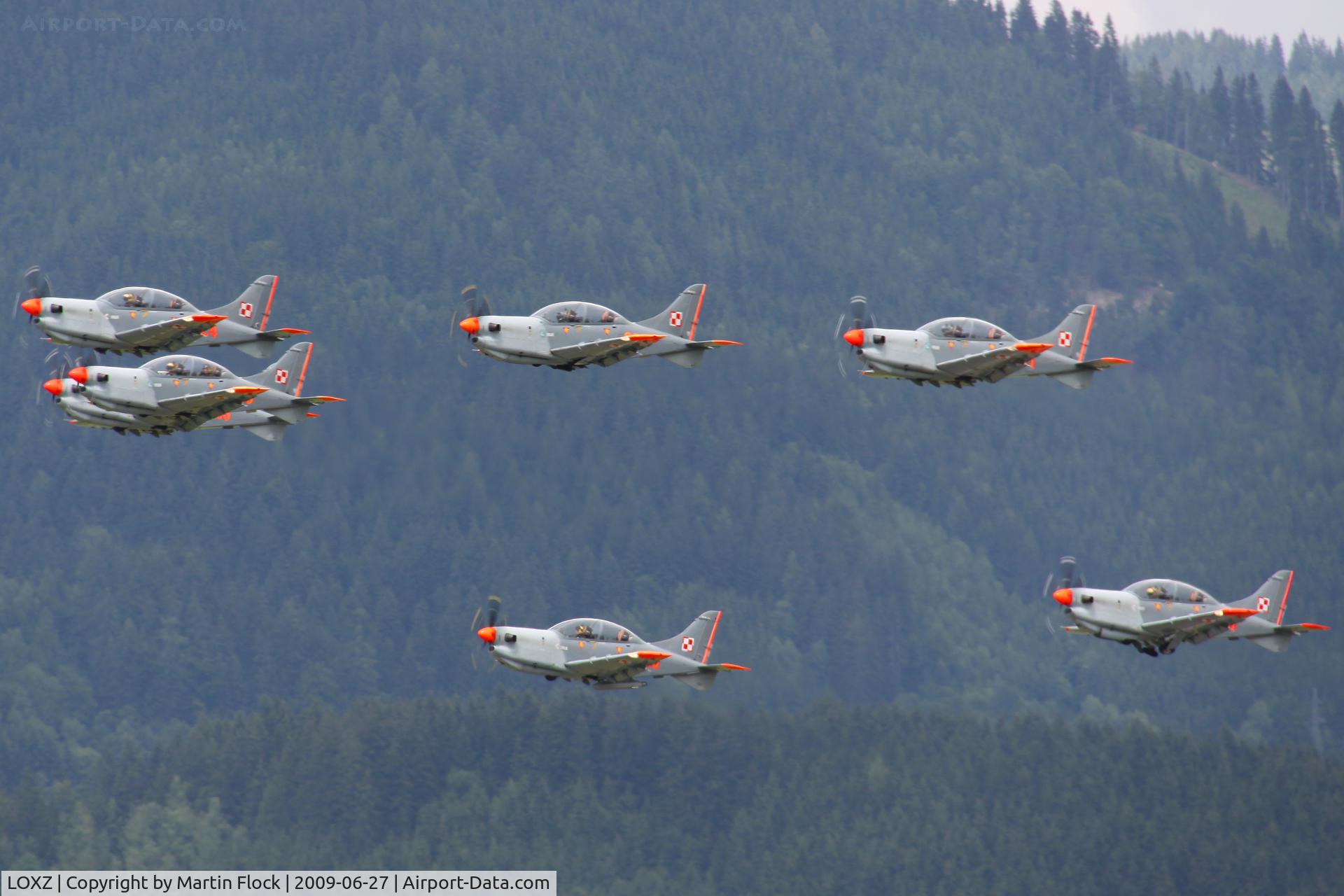 LOXZ Airport - .