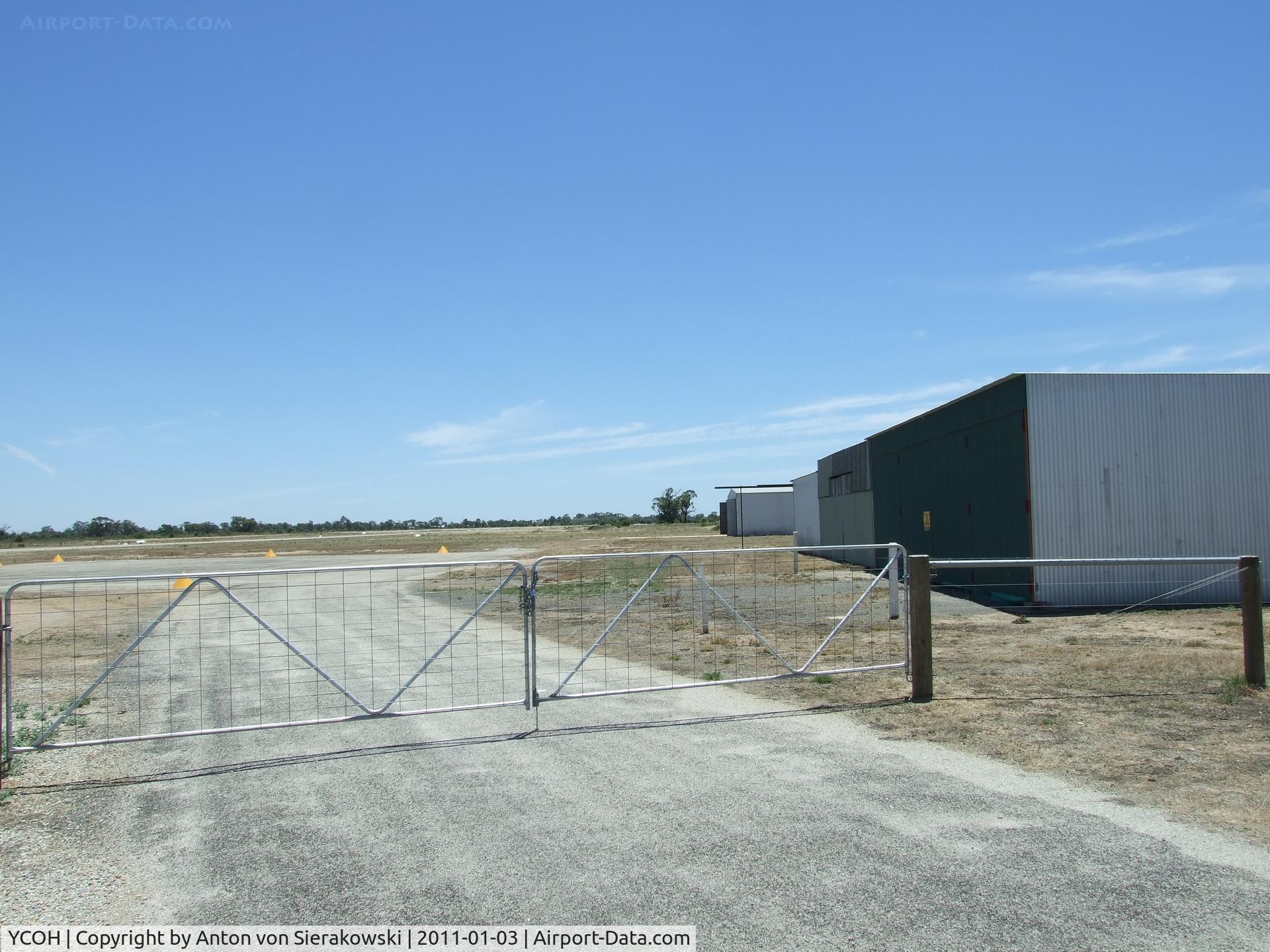 YCOH Airport - YCOH Cohuna Airport