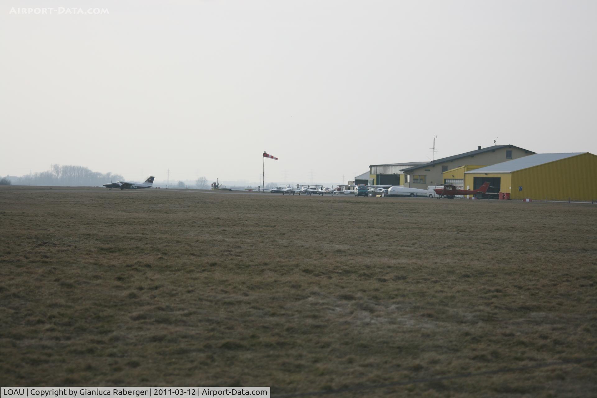 LOAU Airport - Stockerau