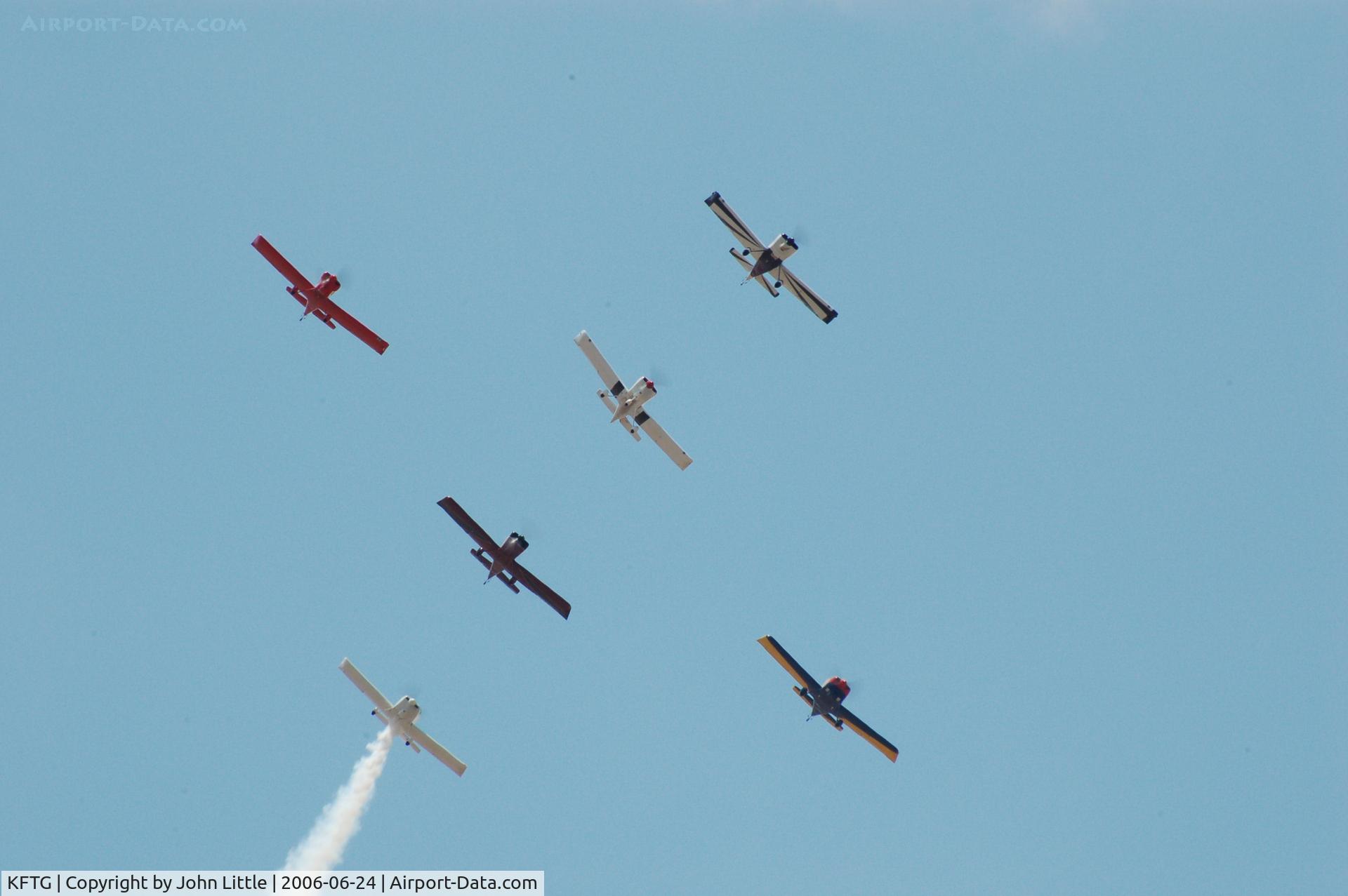 Front Range Airport (FTG) - Formation Flight - EAA 2006