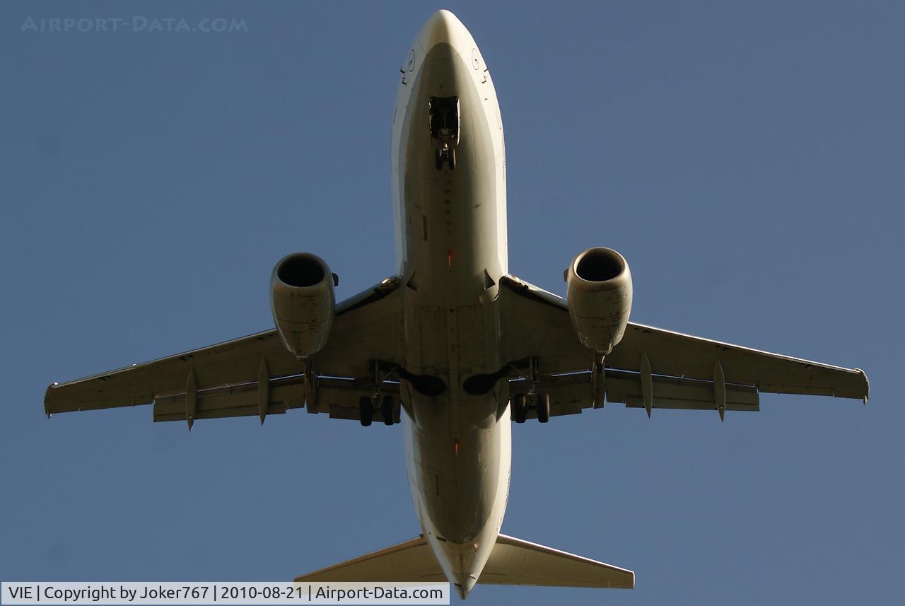 Vienna International Airport, Vienna Austria (VIE) - Lufthansa