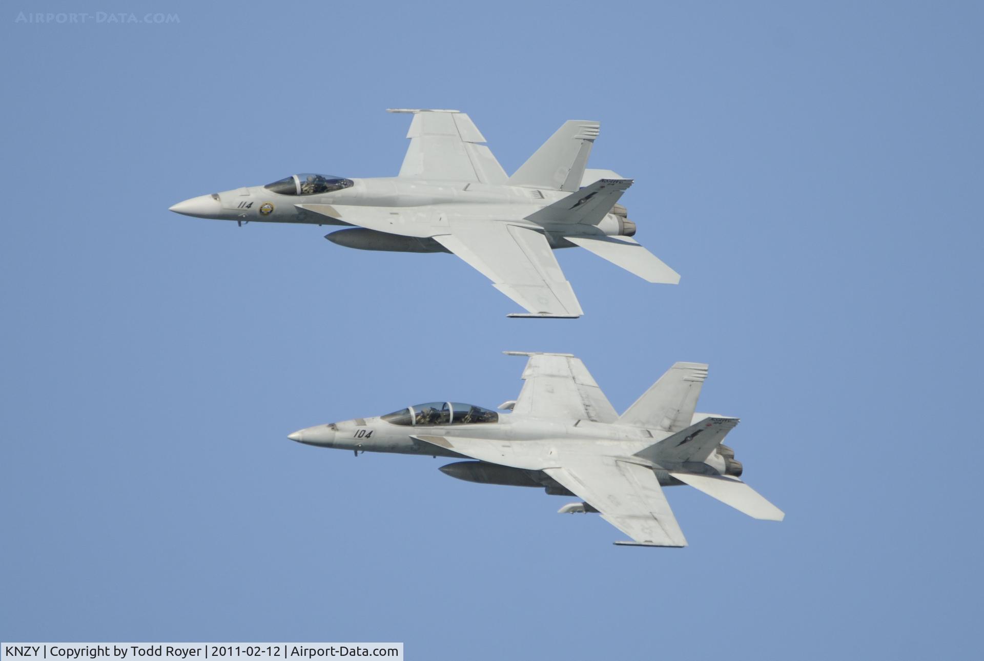North Island Nas /halsey Field/ Airport (NZY) - Navy Super Hornet