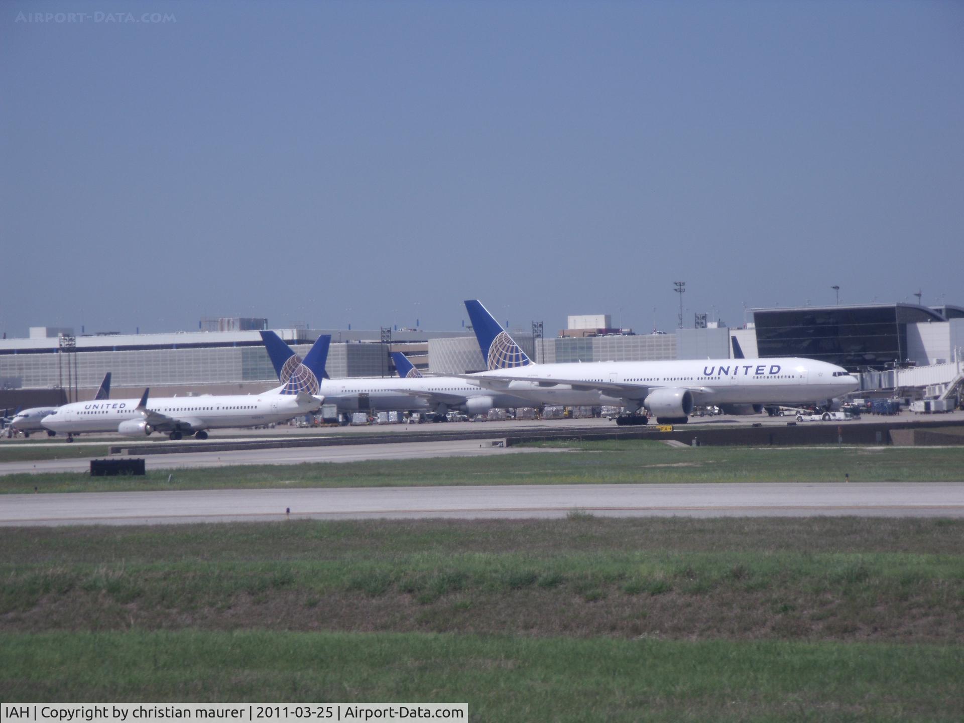 George Bush Intercontinental/houston Airport (IAH) - at houston tx