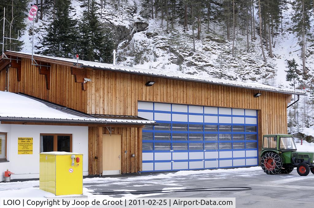 LOIO Airport - Heliport Alpin 2 Sölden