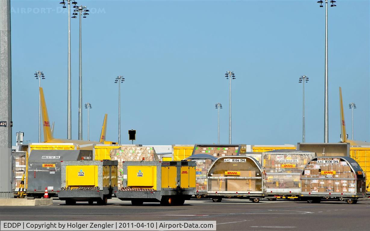 Leipzig/Halle Airport, Leipzig/Halle Germany (EDDP) - Six days a week it looks like Santa´s warehouse in December.......
