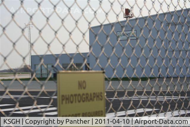 Springfield-beckley Municipal Airport (SGH) - Lear at SelectTech hanger
