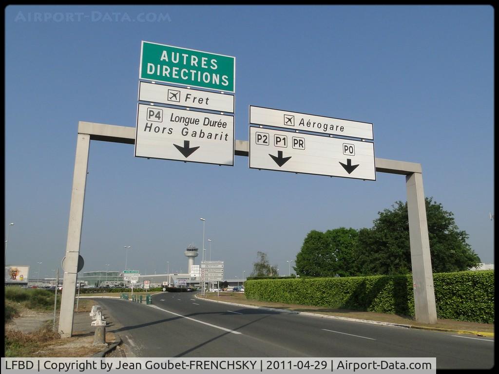 Bordeaux Airport, Merignac Airport France (LFBD) - .