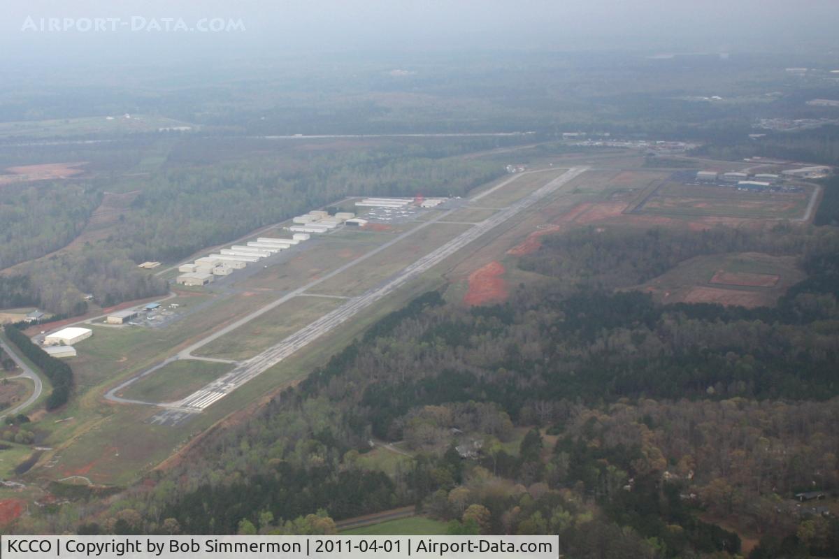 Newnan Coweta County Airport (CCO) - Looking NW from 3000'