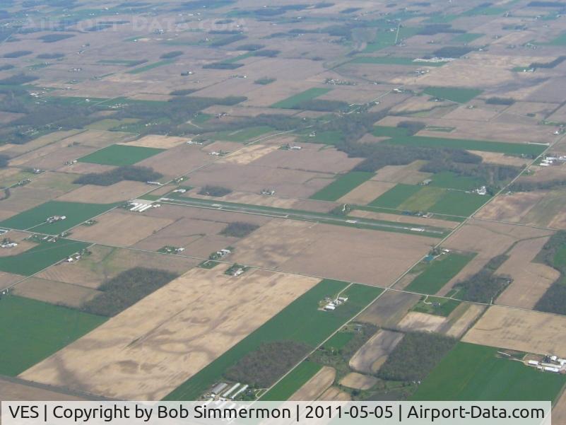 Darke County Airport (VES) - Looking SE from 5000'