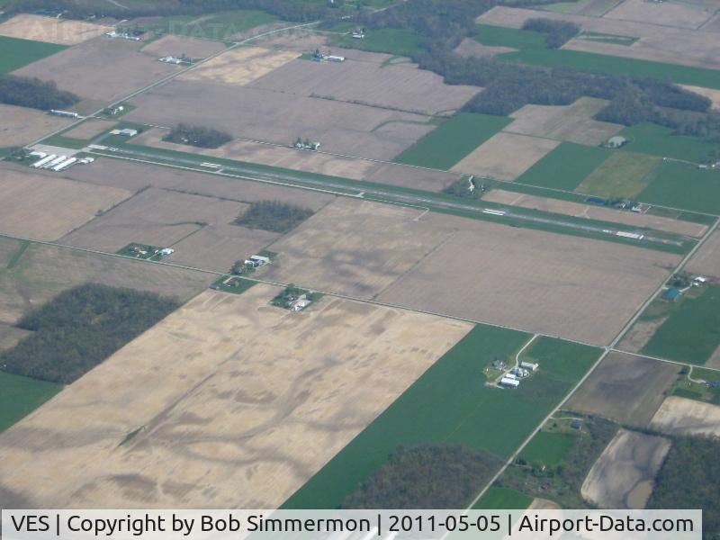 Darke County Airport (VES) - Looking SE from 5000'