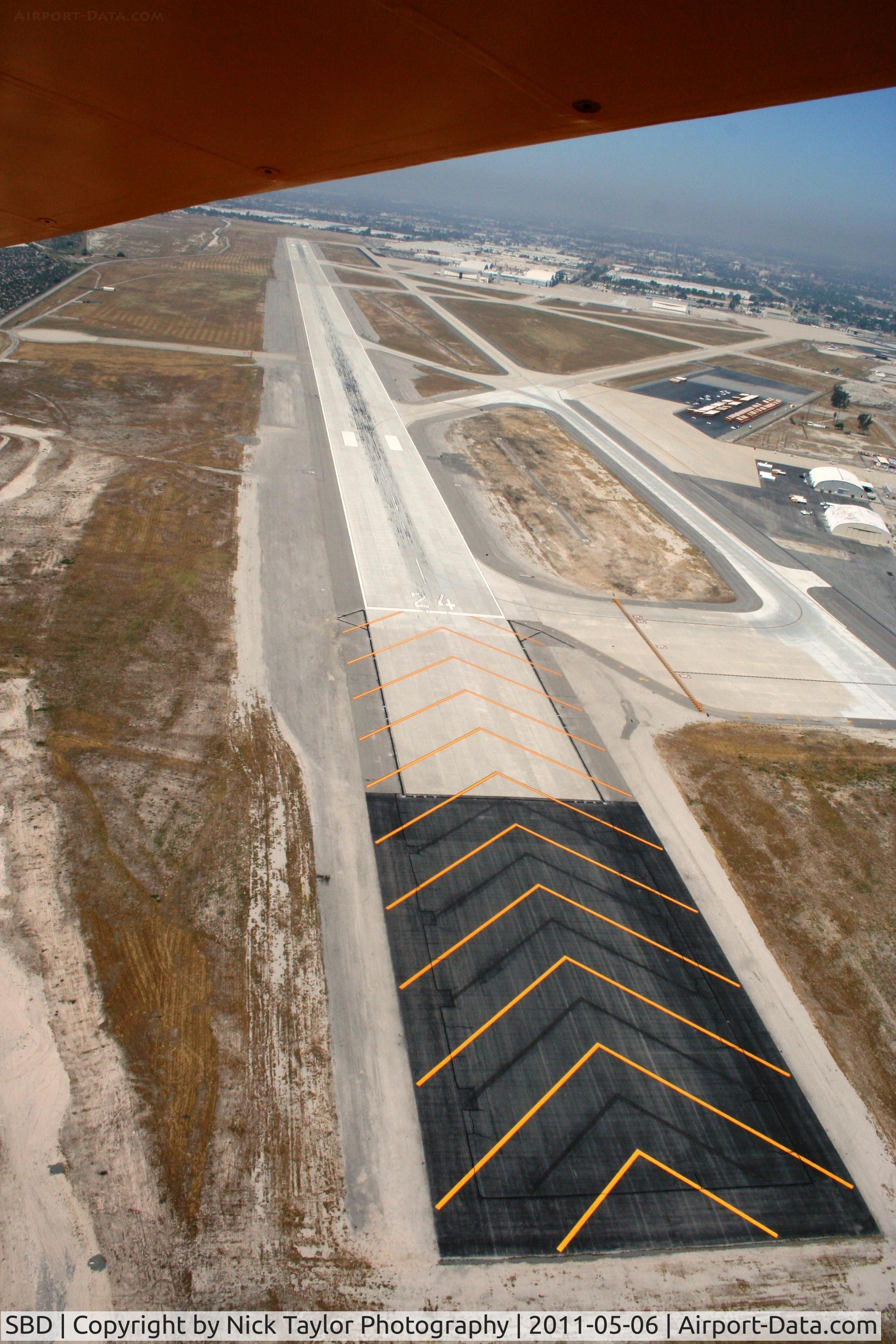 San Bernardino International Airport (SBD) - RWY 24