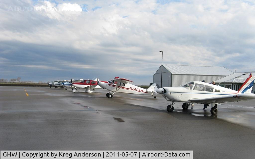 Glenwood Municipal Airport (GHW) - All 6 planes lined up for Young Eagles flights.