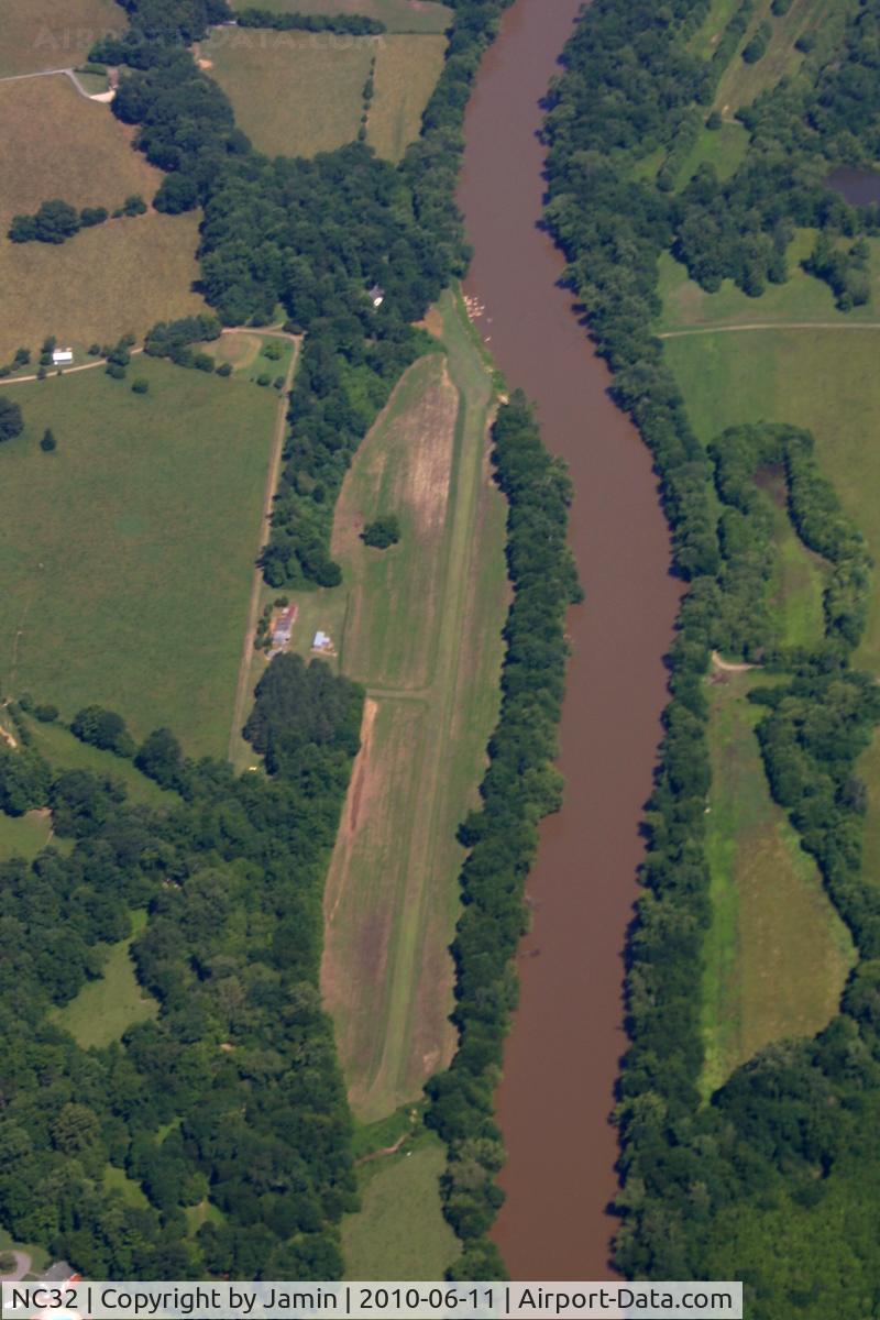 Berts Airport (NC32) - A well-maintained airstrip with a beautiful approach over the river.