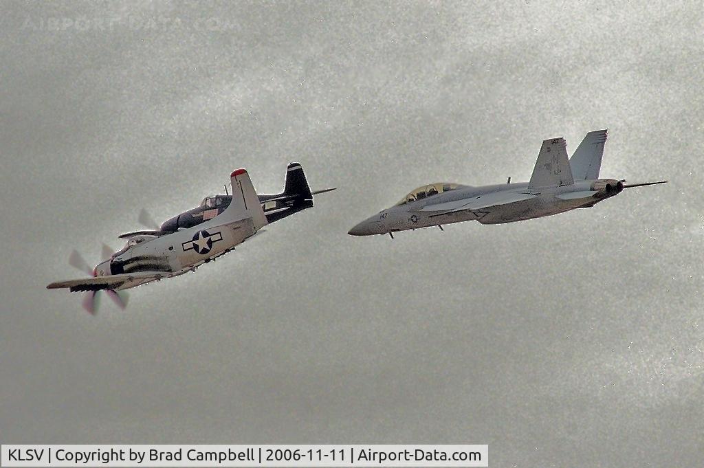 Nellis Afb Airport (LSV) - Aviation Nation - 2006