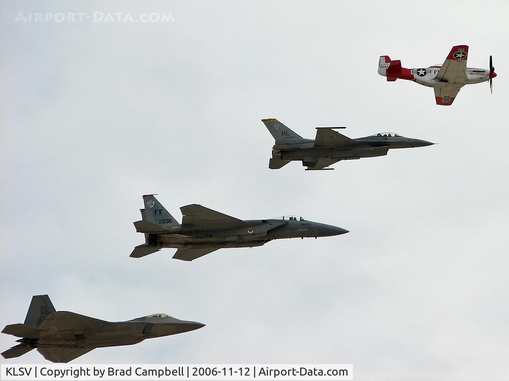 Nellis Afb Airport (LSV) - Aviation Nation - 2006