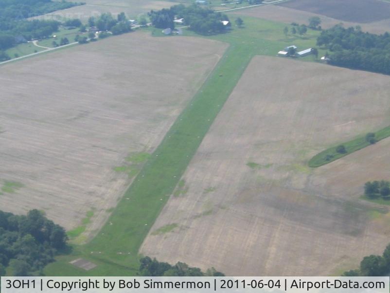 Morningstar North Airport (3OH1) - Looking SE from 2500'