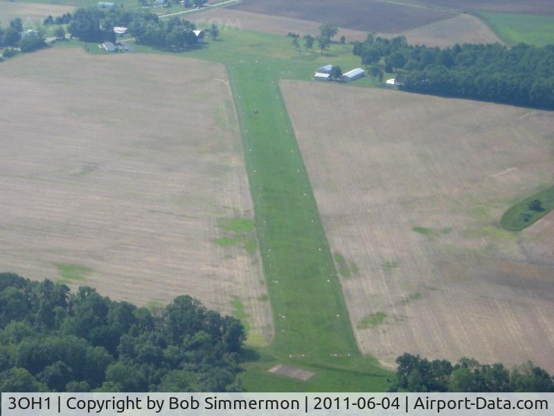 Morningstar North Airport (3OH1) - Looking SE from 2500'