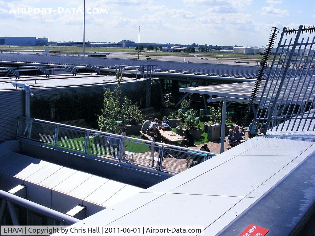 Amsterdam Schiphol Airport, Haarlemmermeer, near Amsterdam Netherlands (EHAM) - garden terrace on top of pier C at Schiphol