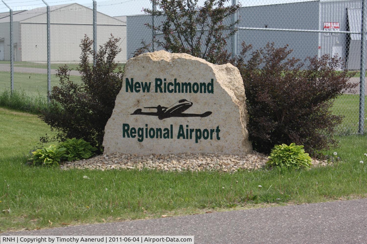 New Richmond Regional Airport (RNH) - Entrance marker