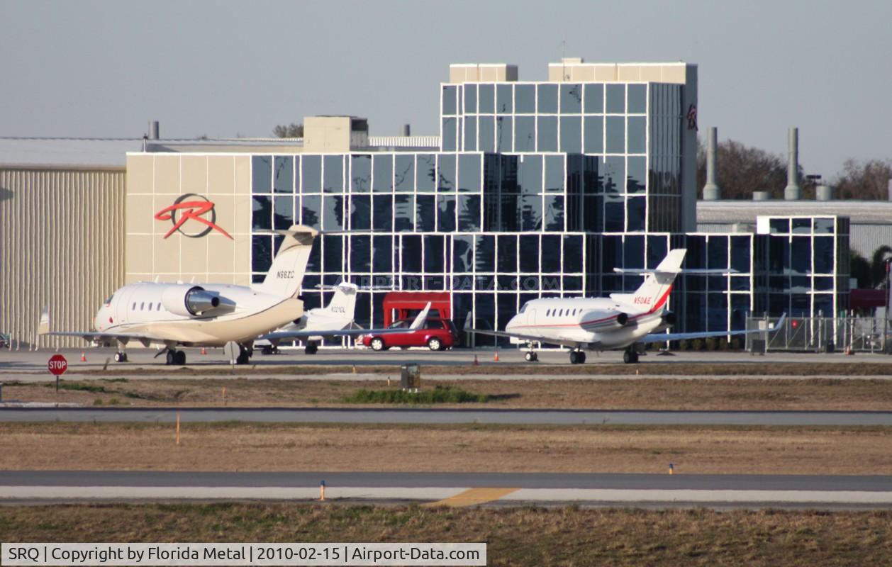 Sarasota/bradenton International Airport (SRQ) - FBO at SRQ