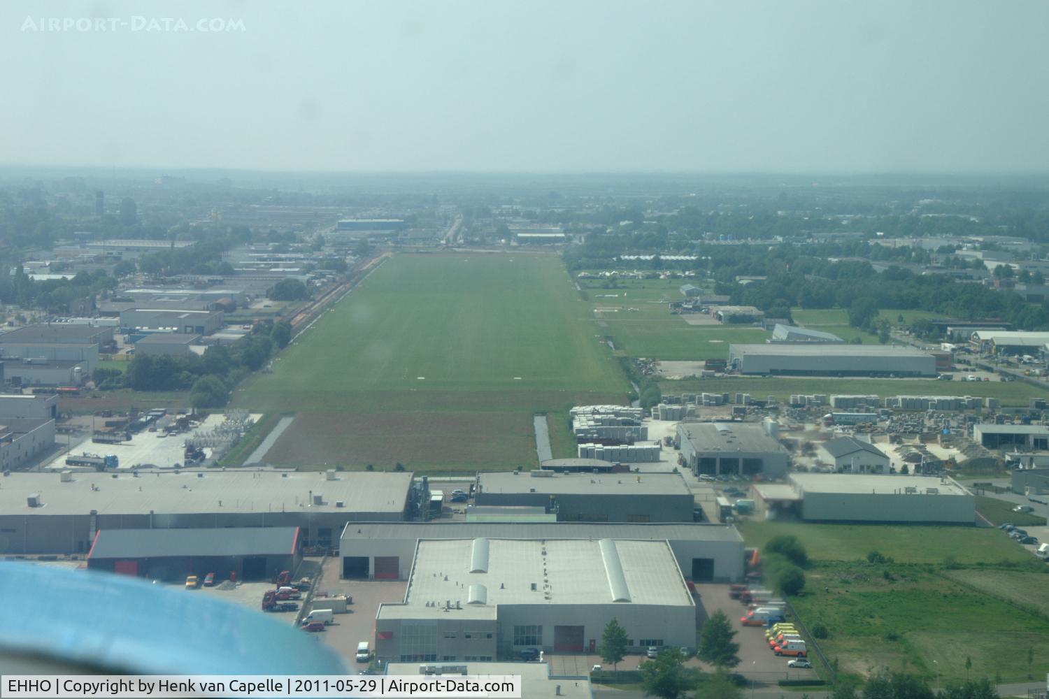 Hoogeveen Airfield Airport, Hoogeveen Netherlands (EHHO) - Approach to runway 28.