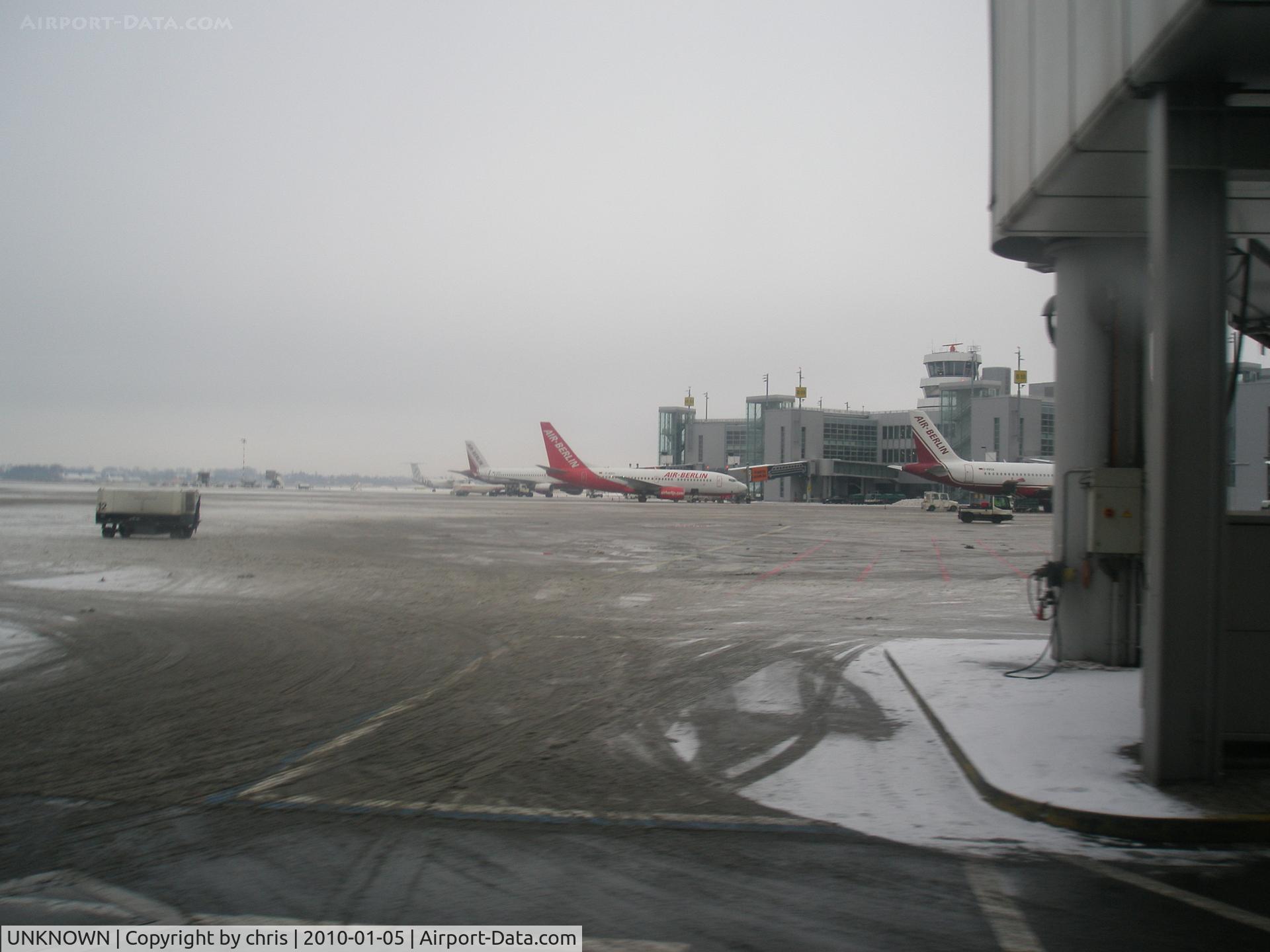 UNKNOWN Airport - ...